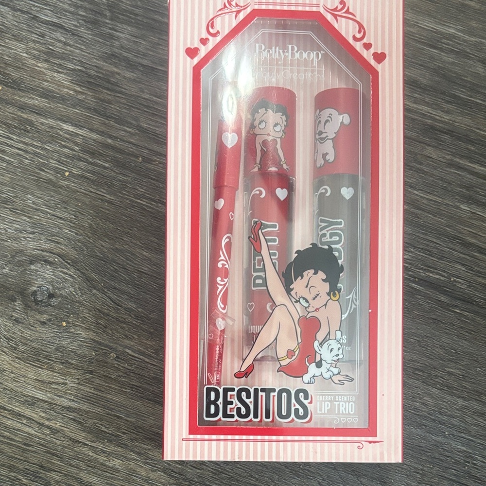 Betty Boop Lip Trio in Red and Pink